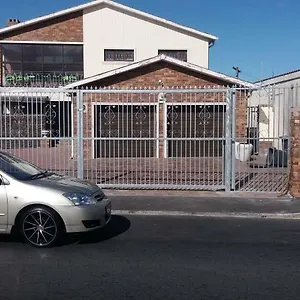 St@y-1-bnb Cape Town